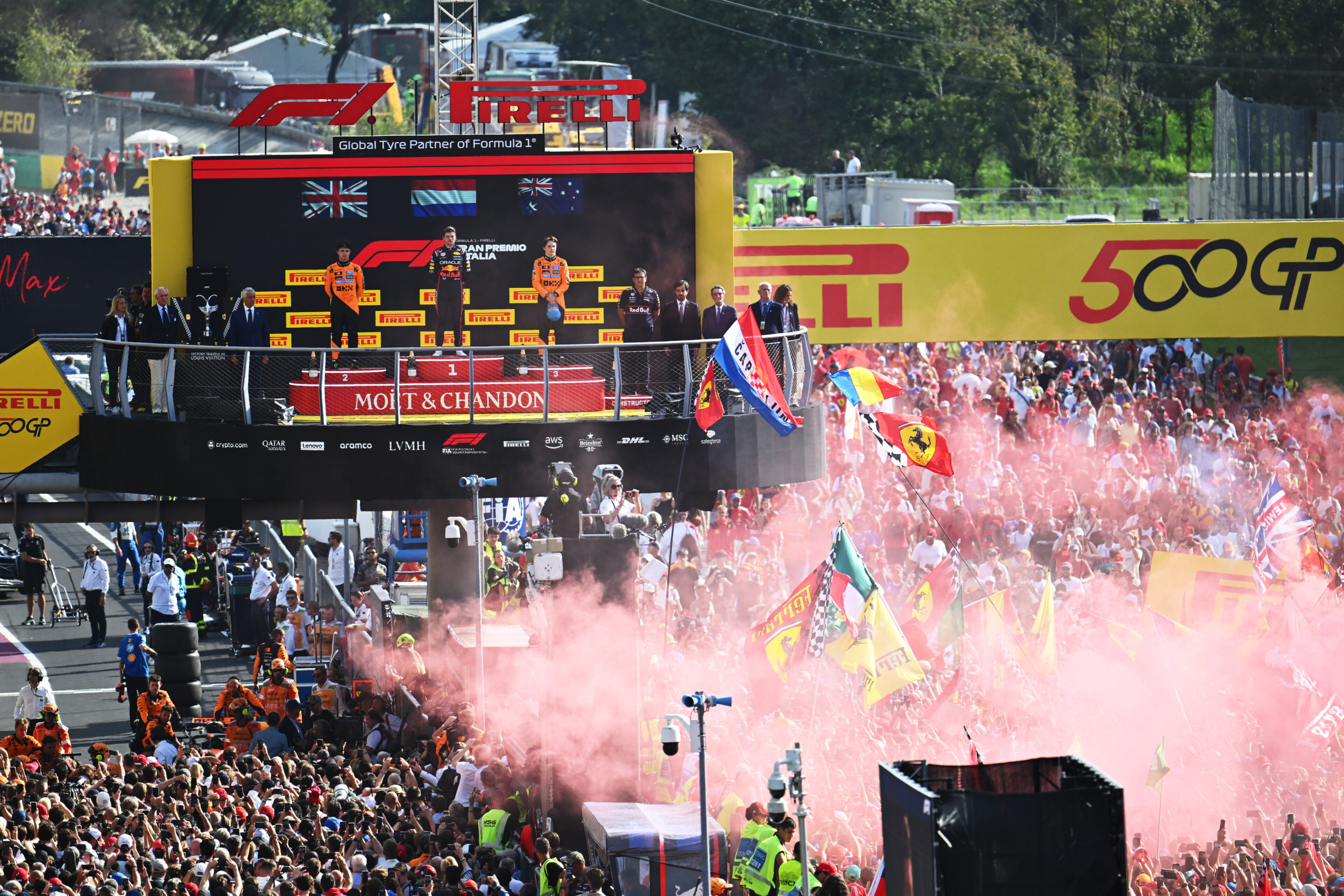 Grand Prix van Italië 2025 (Raceverslag) Max wint in het zonnige Monza